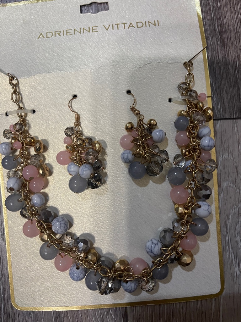 Adrienne Vittadini Pink Gray White Beaded Necklace With Matching Earrings 25$